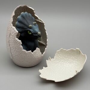Jurassic Park Hatchling Triceratops Dinosaur Egg Figure 1996 Kenner Vintage